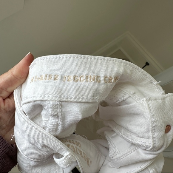 American Eagle Outfitters White Distressed Hi Rise Jegging Cropped Jeans Size 0 - Picture 11 of 13